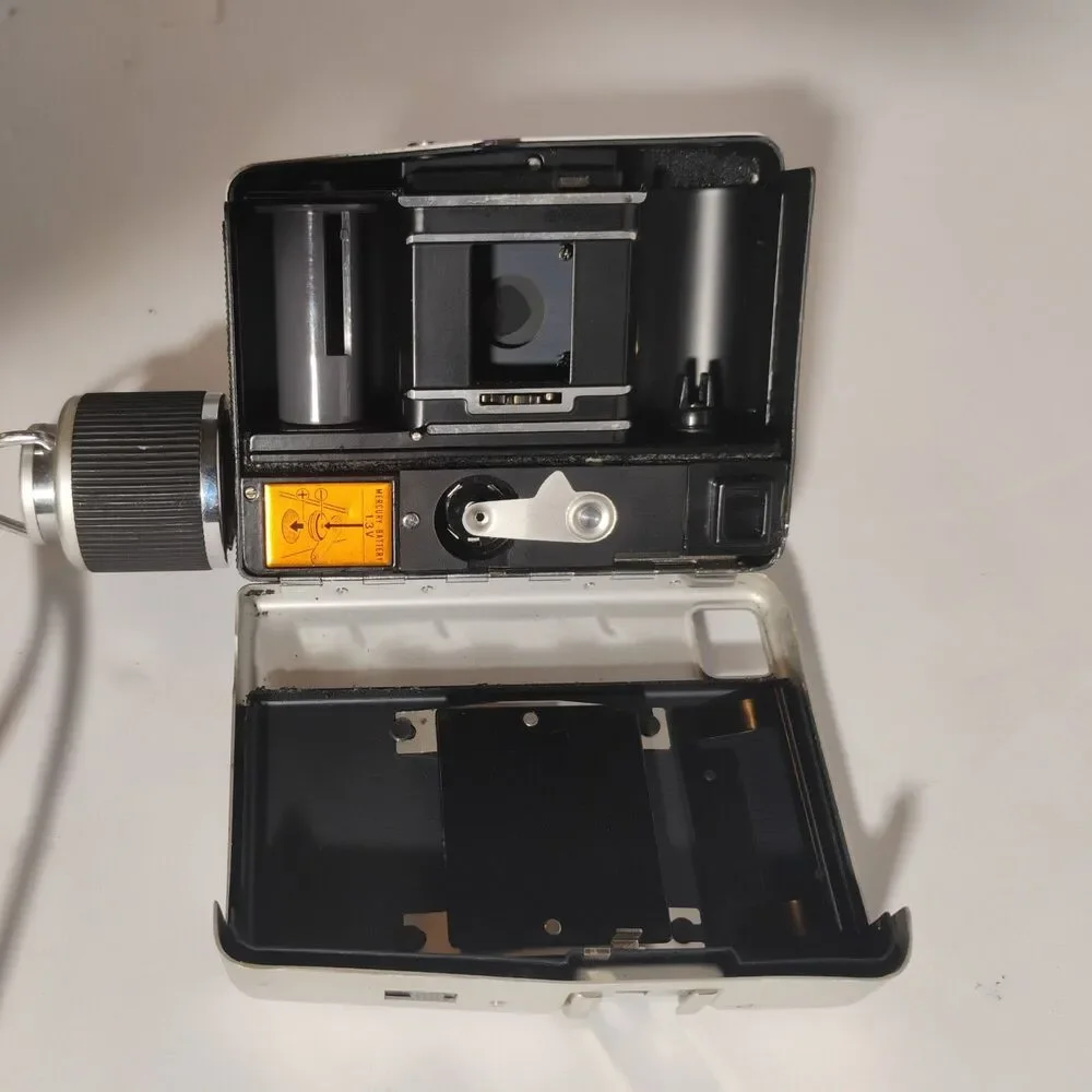 Vintage 1963 Bell & Howell /Canon Dial 35 Camera